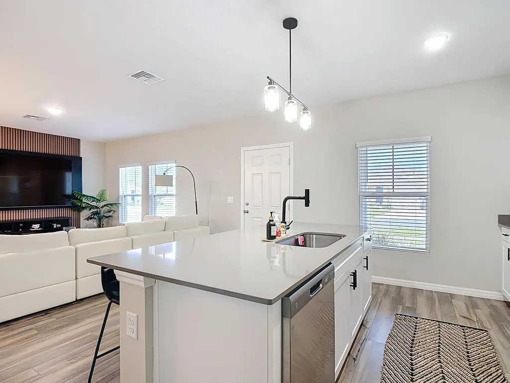 1504 Hummingbird Road Winter Haven FL 33884