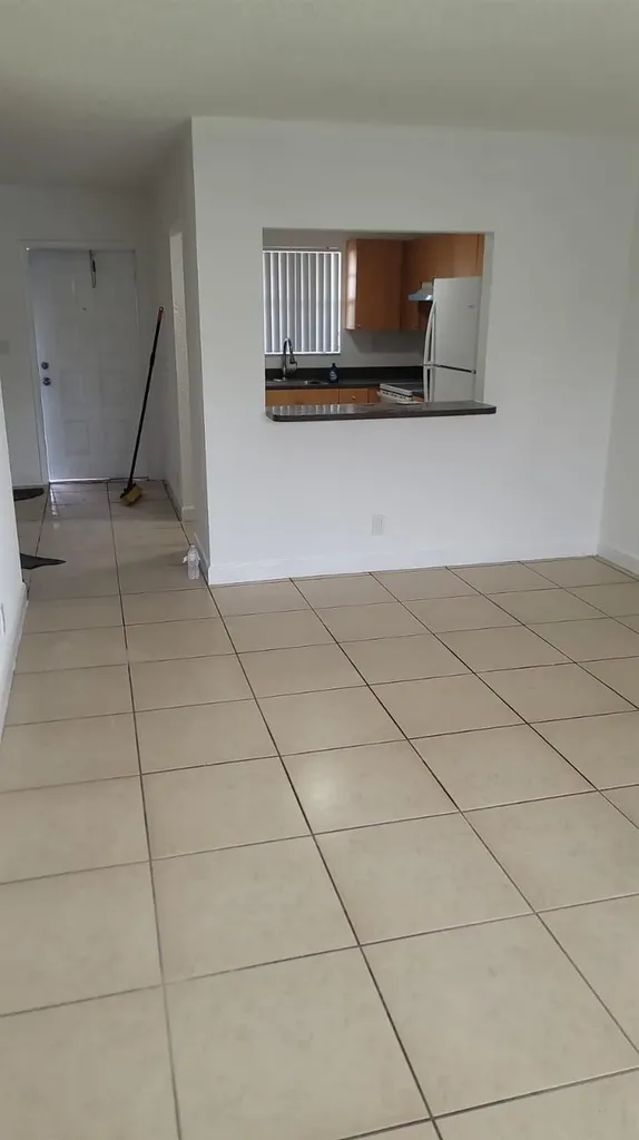 4839 NW 9th Drive Plantation FL 33317