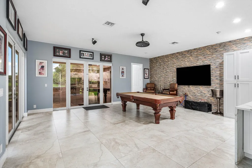 3486 Lago De Talavera Lake Worth FL 33467