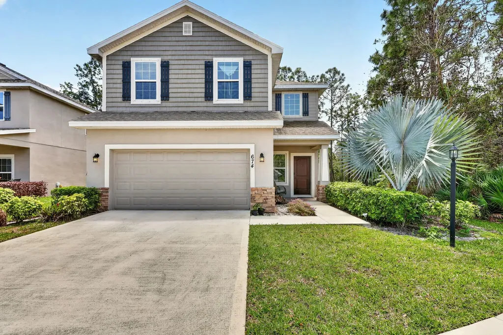 674 NE Turtleback Trail Port St Lucie FL 34983