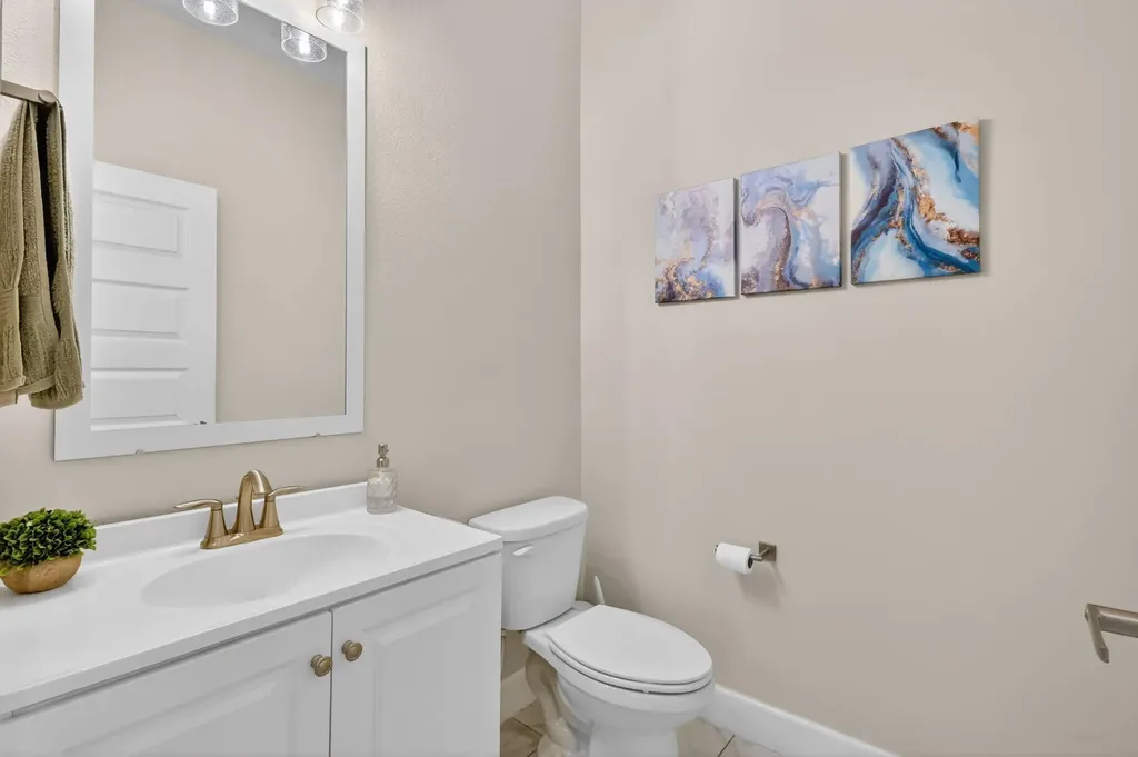 674 NE Turtleback Trail Port St Lucie FL 34983
