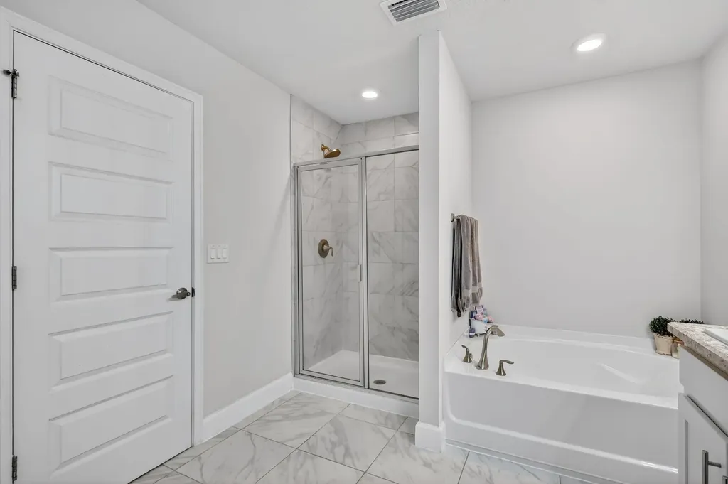 674 NE Turtleback Trail Port St Lucie FL 34983