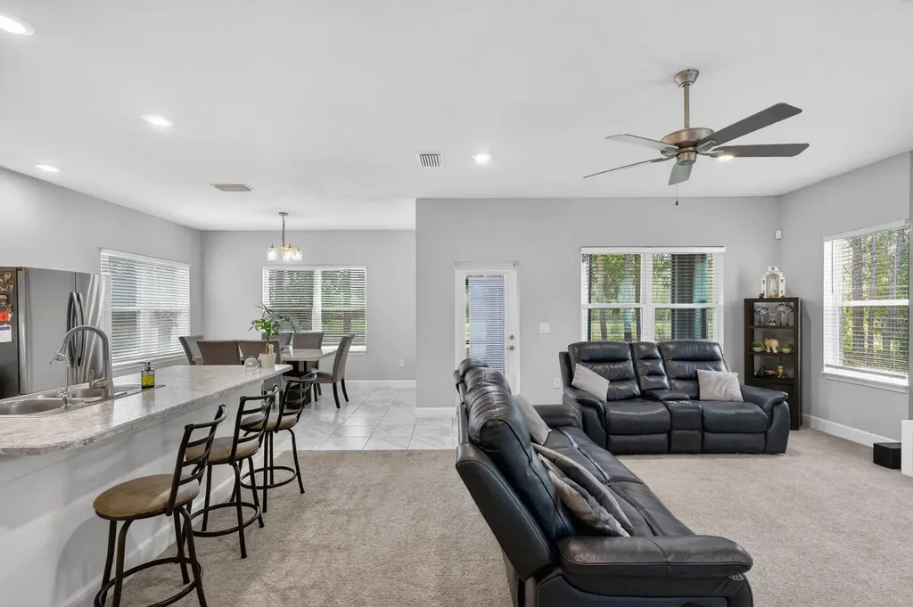 674 NE Turtleback Trail Port St Lucie FL 34983