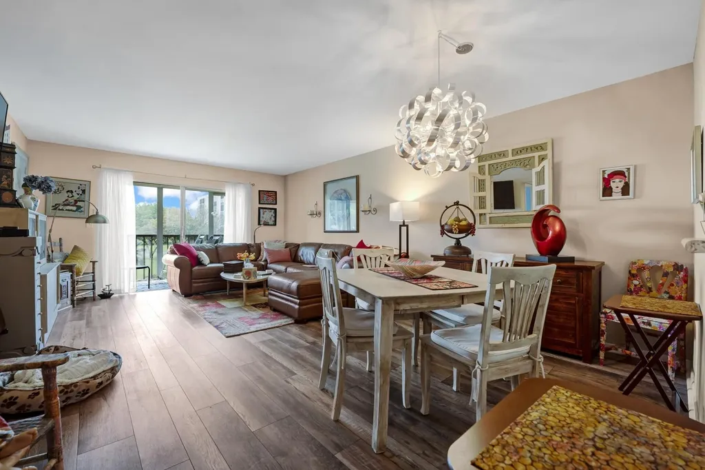 6936 Huntington Lane Delray Beach FL 33446