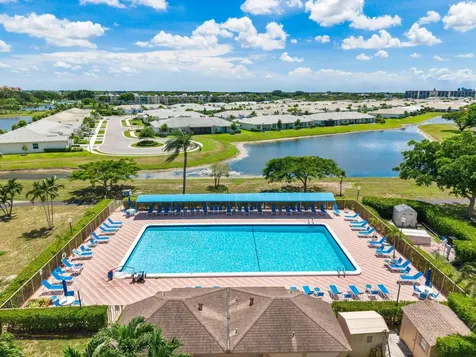 6936 Huntington Lane Delray Beach FL 33446