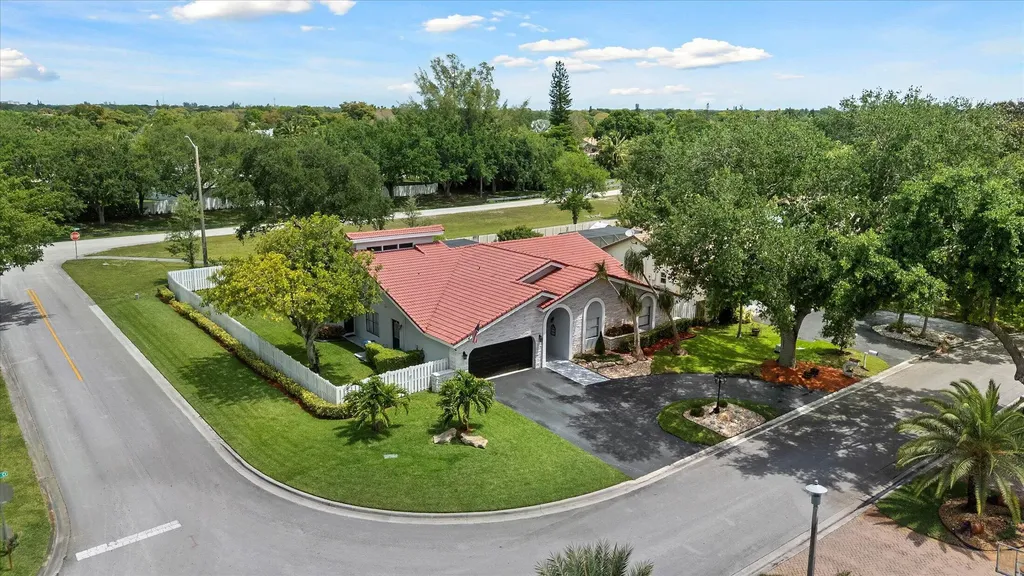 11099 NW 1st Court Coral Springs FL 33071