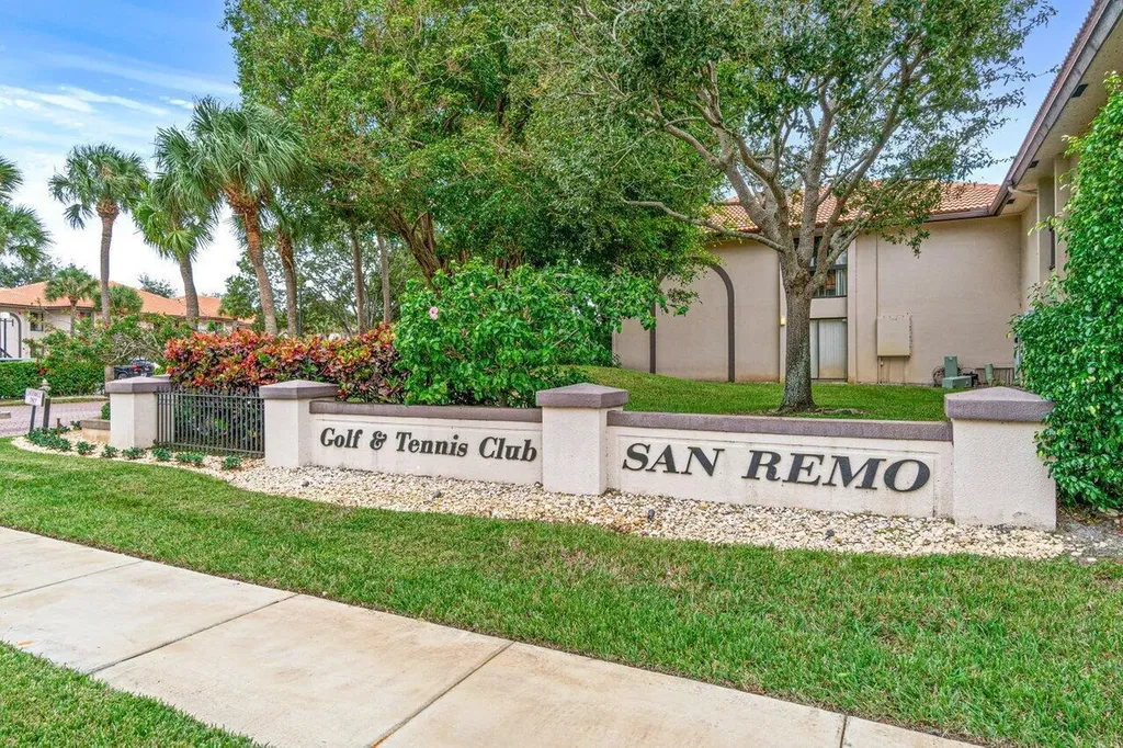 5200 E Club Circle Boca Raton FL 33487