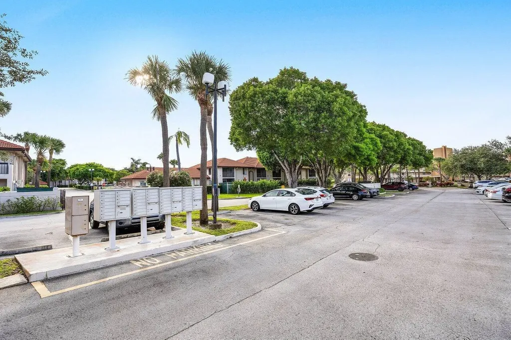 5200 E Club Circle Boca Raton FL 33487