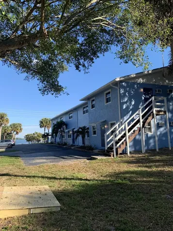 4220 NE Indian River Drive NE Jensen Beach FL 34957