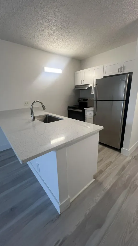 2501 Riverside Drive Coral Springs FL 33065