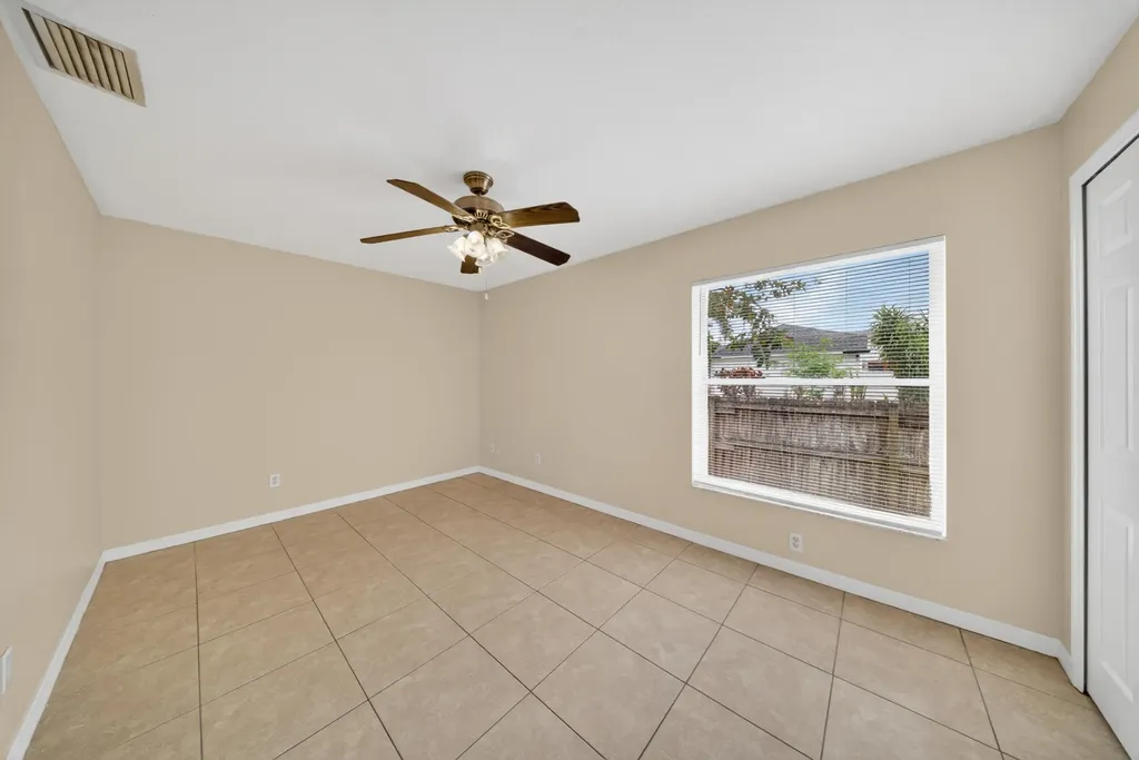 1044 SW Payne Avenue Port St Lucie FL 34953