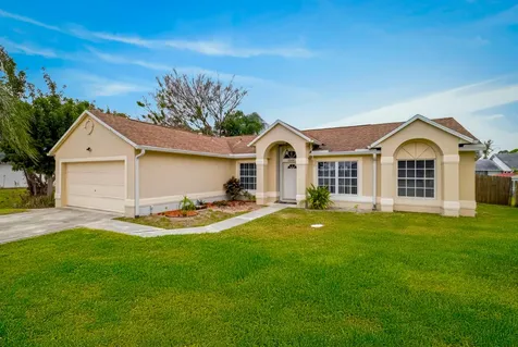 1044 SW Payne Avenue Port St Lucie FL 34953
