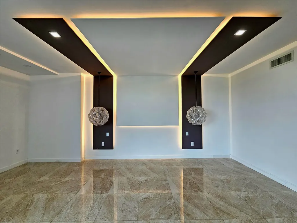 17301 Biscayne Boulevard North Miami Beach FL 33160