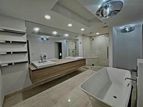 17301 Biscayne Boulevard North Miami Beach FL 33160