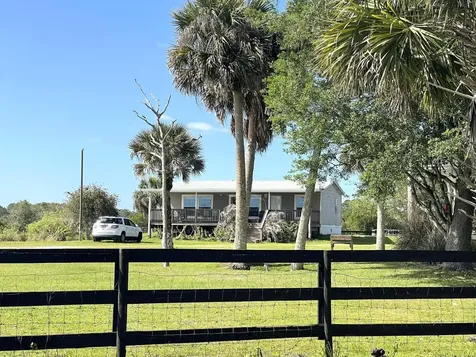 8121 NW 58th Lane Okeechobee FL 34972