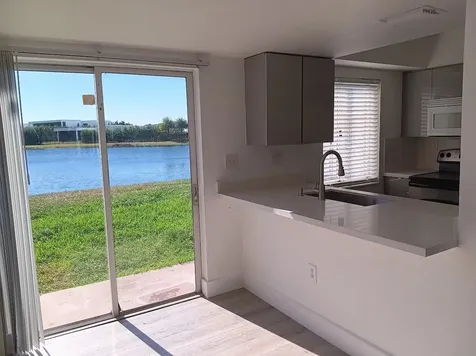 150 Riviera Circle Weston FL 33326