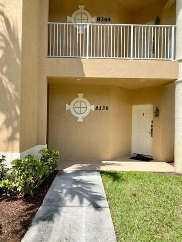 8336 Mulligan Circle Port St Lucie FL 34986