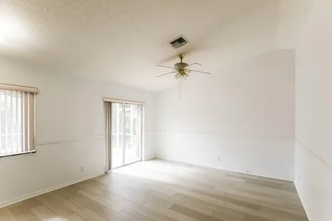 5491 NW 40th Terrace Coconut Creek FL 33073