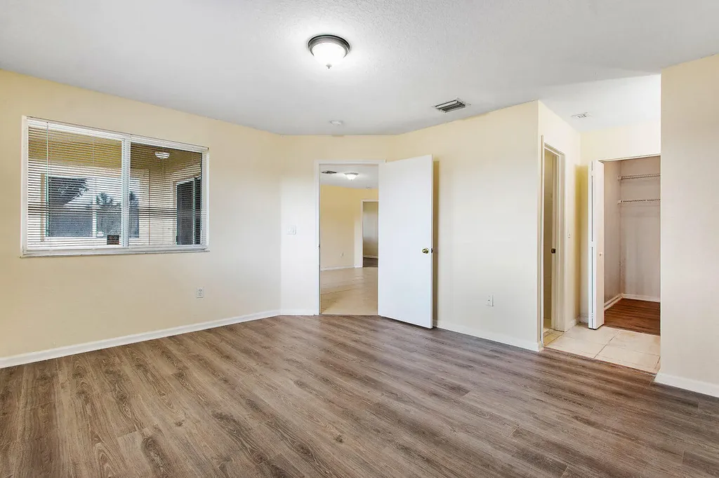 8460 NW 40th Street Coral Springs FL 33065