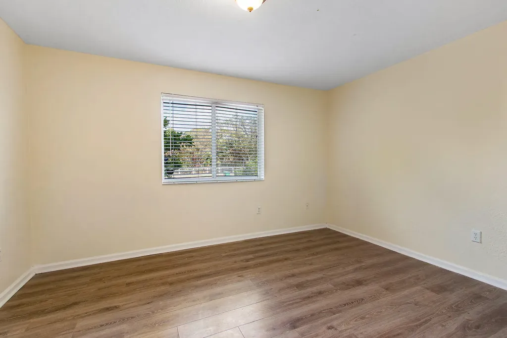 8460 NW 40th Street Coral Springs FL 33065