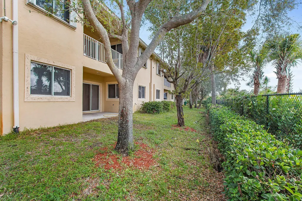 8460 NW 40th Street Coral Springs FL 33065
