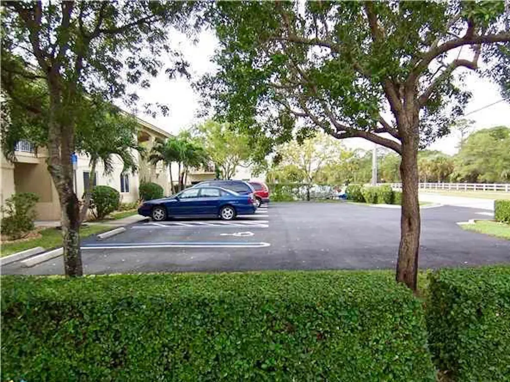 8460 NW 40th Street Coral Springs FL 33065