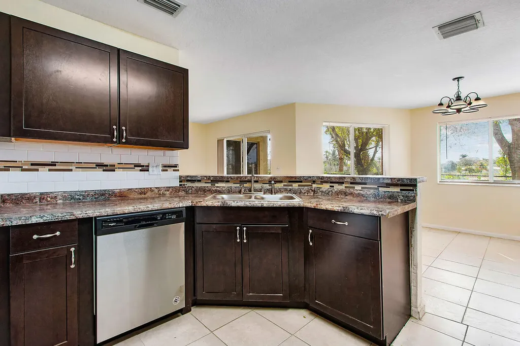8460 NW 40th Street Coral Springs FL 33065