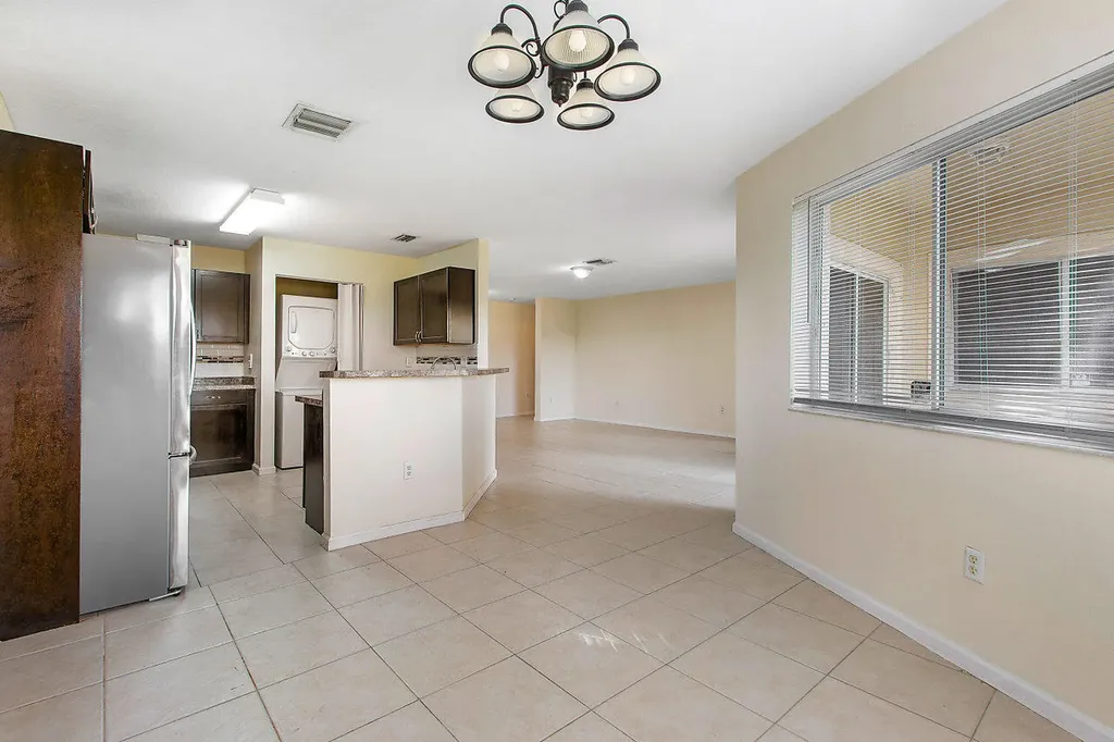 8460 NW 40th Street Coral Springs FL 33065