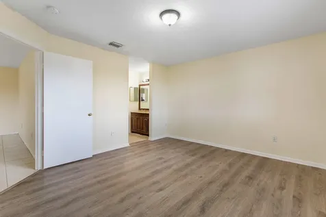 8460 NW 40th Street Coral Springs FL 33065