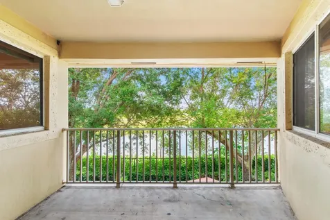 8460 NW 40th Street Coral Springs FL 33065