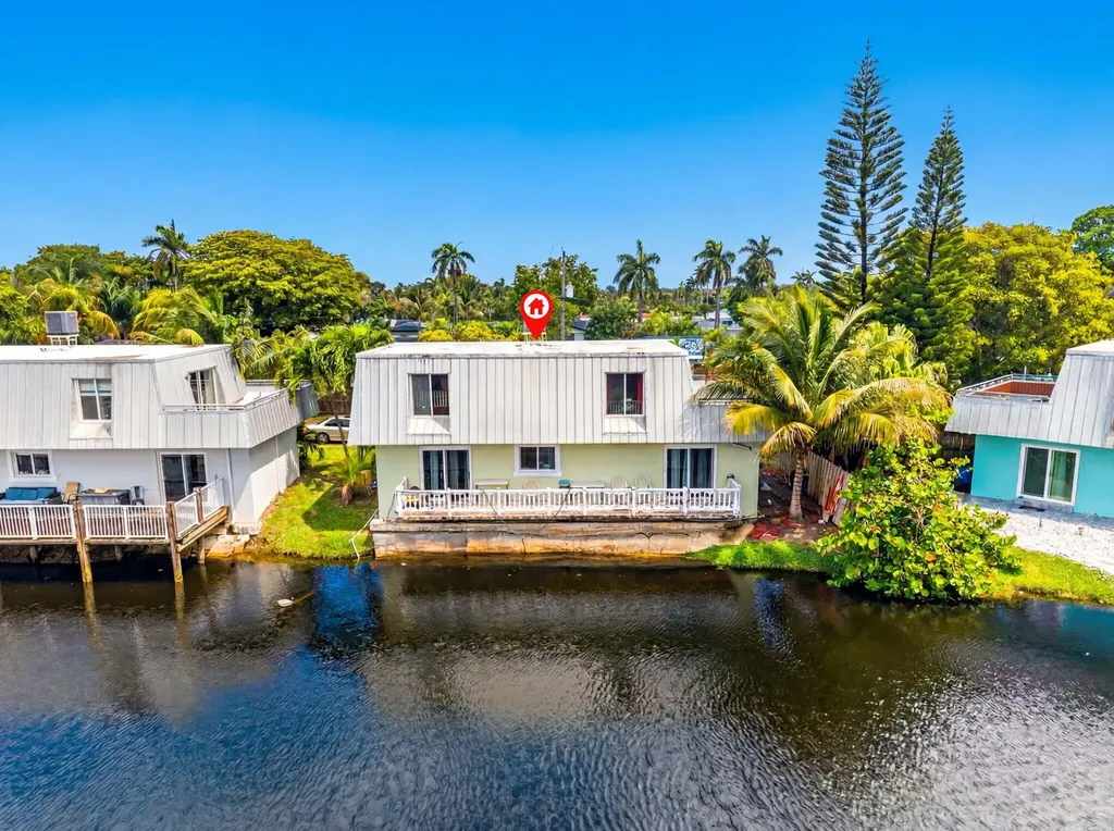 1380 NE 40th Drive Oakland Park FL 33334