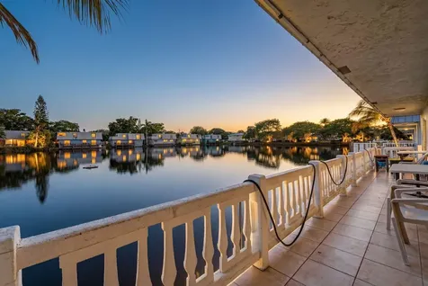1380 NE 40th Drive Oakland Park FL 33334