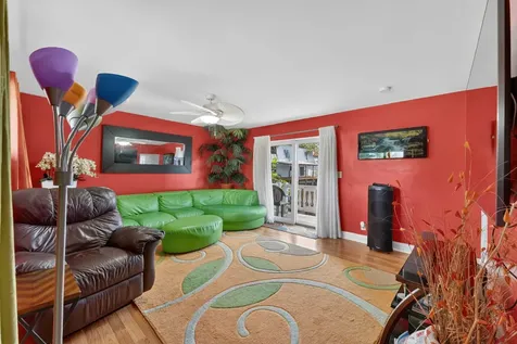 1380 NE 40th Drive Oakland Park FL 33334