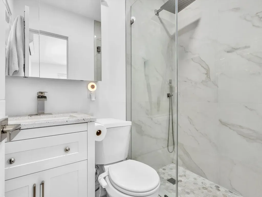 2003 N 42nd Avenue Hollywood FL 33021