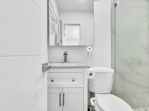 2003 N 42nd Avenue Hollywood FL 33021