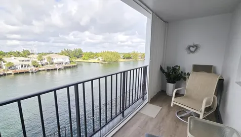 1400 S Ocean Drive Hollywood FL 33019