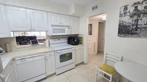 1400 S Ocean Drive Hollywood FL 33019