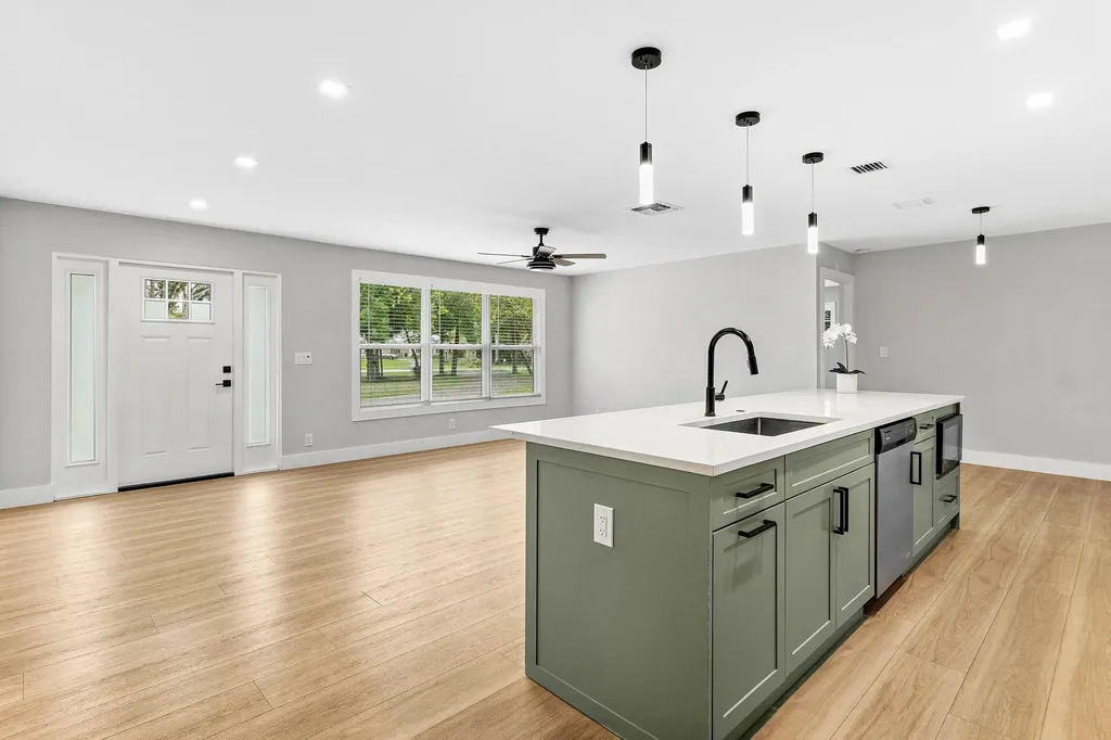 4397 Avocado Boulevard West Palm Beach FL 33411