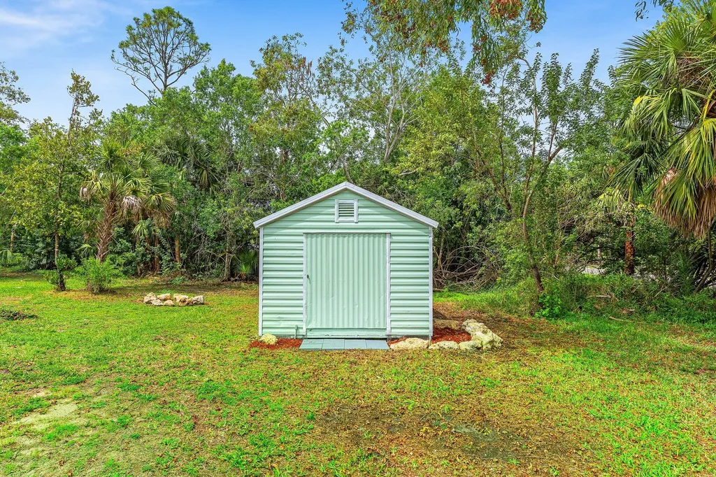 4397 Avocado Boulevard West Palm Beach FL 33411