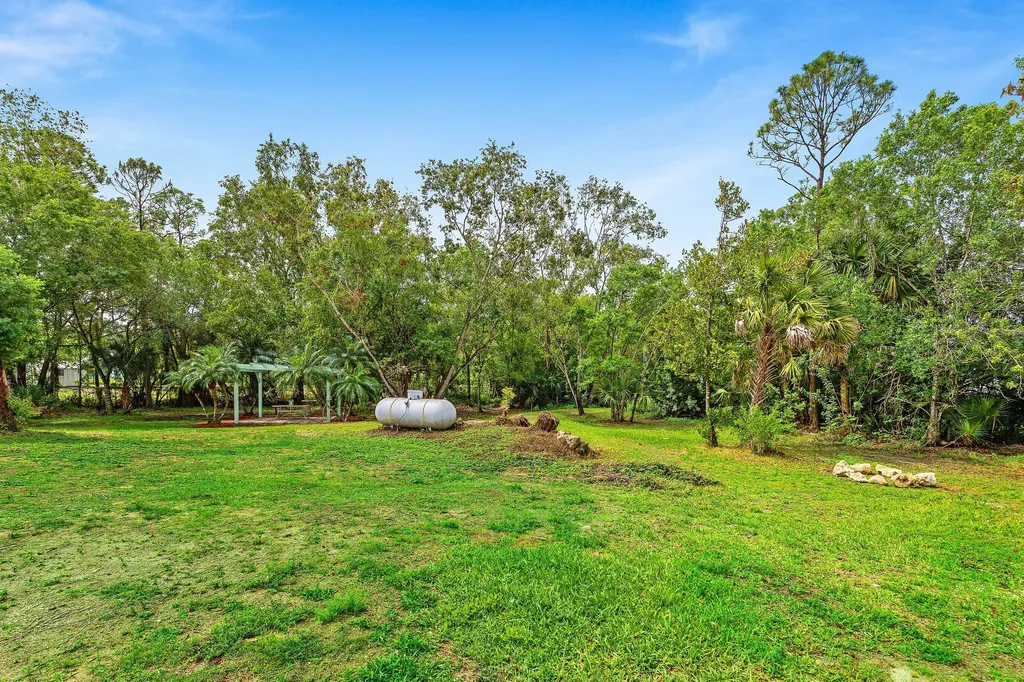 4397 Avocado Boulevard West Palm Beach FL 33411