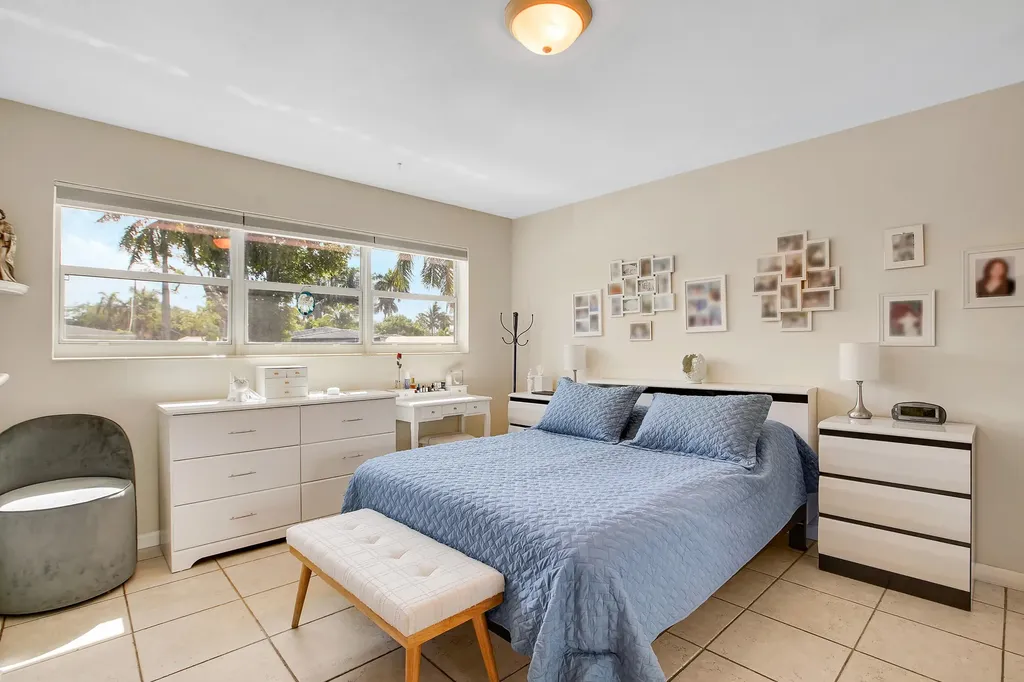 104 N 31st Court Hollywood FL 33021