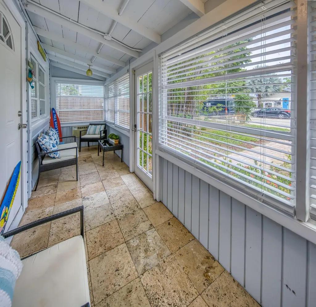 523 N K Street Lake Worth Beach FL 33460