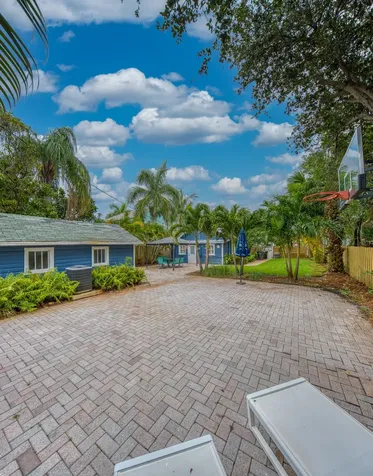 523 N K Street Lake Worth Beach FL 33460
