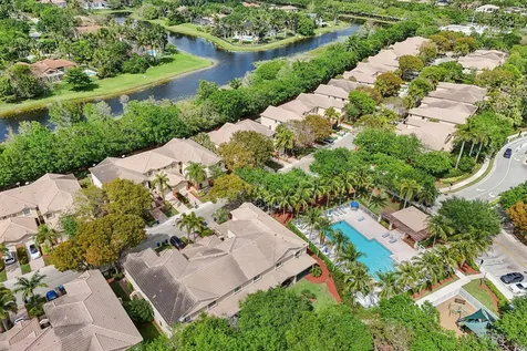 3875 Tree Top Drive Weston FL 33332