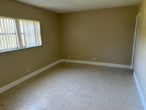 7605 NW 5th Place Margate FL 33063