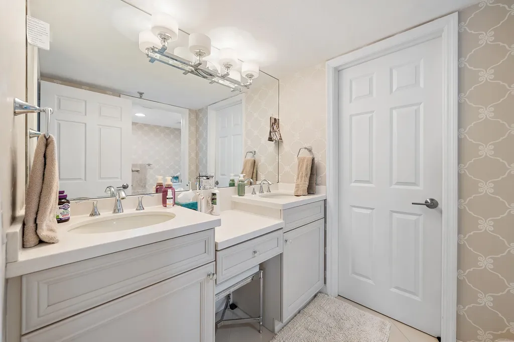 176 Helios Drive Jupiter FL 33477