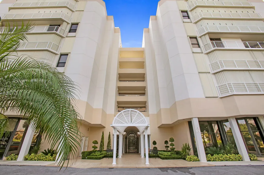 176 Helios Drive Jupiter FL 33477