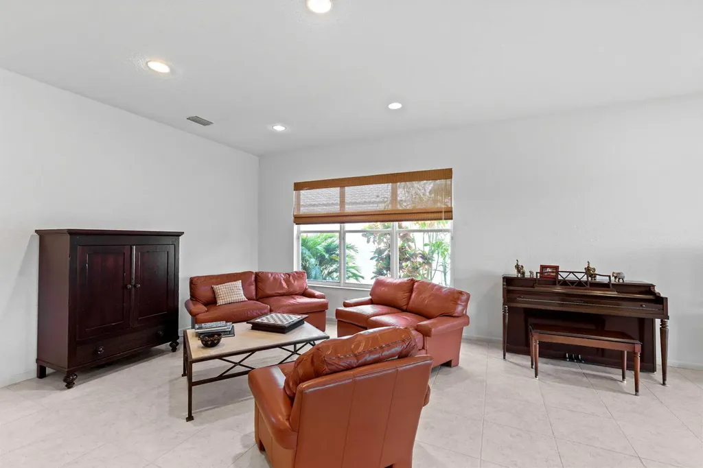 6530 Hawaiian Avenue Boynton Beach FL 33437