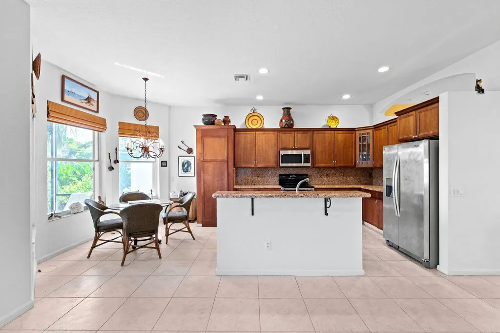 6530 Hawaiian Avenue Boynton Beach FL 33437