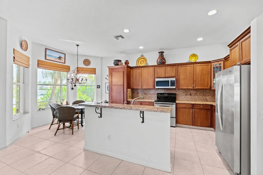 6530 Hawaiian Avenue Boynton Beach FL 33437